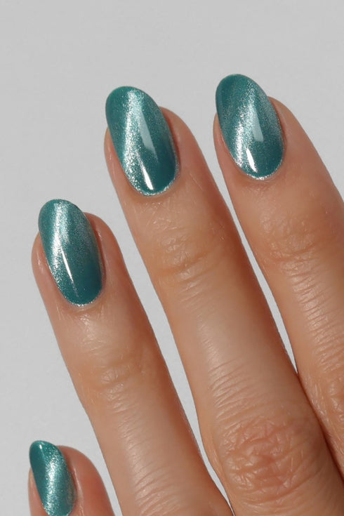VEDURE NAIL POLISH
